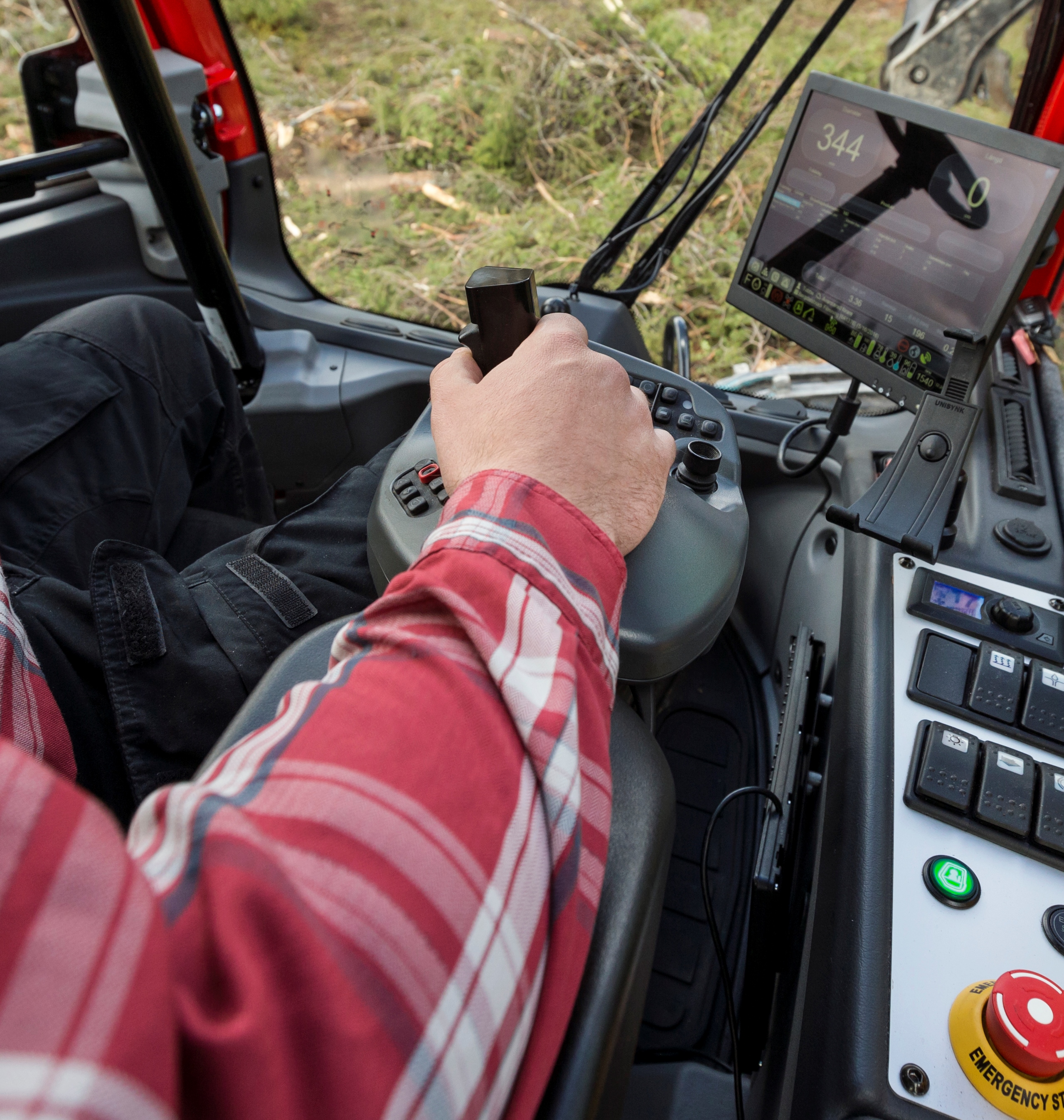 Ergonomy Hand control